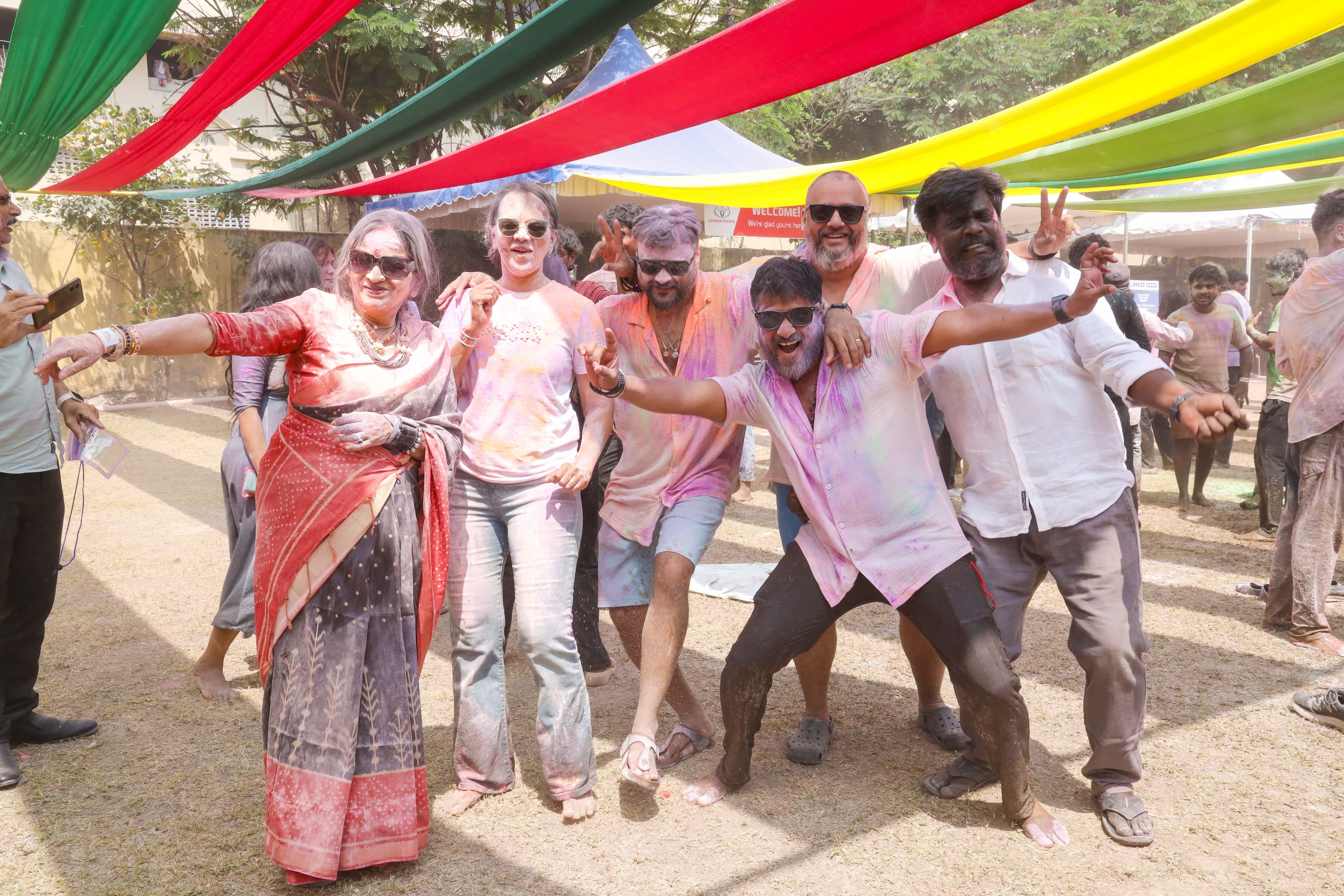 HOLI- Rang Rang Rangeela — 1